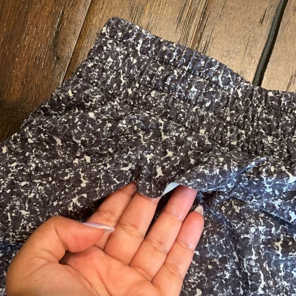 Athleta 4" Run Shorts, black and white patterned, size small - Picture 5 of 6